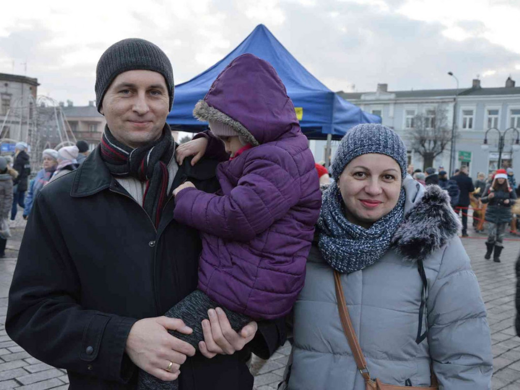 Wspólne kolędowanie na kruszwickim rynku [LIVE]  [FOTO]
