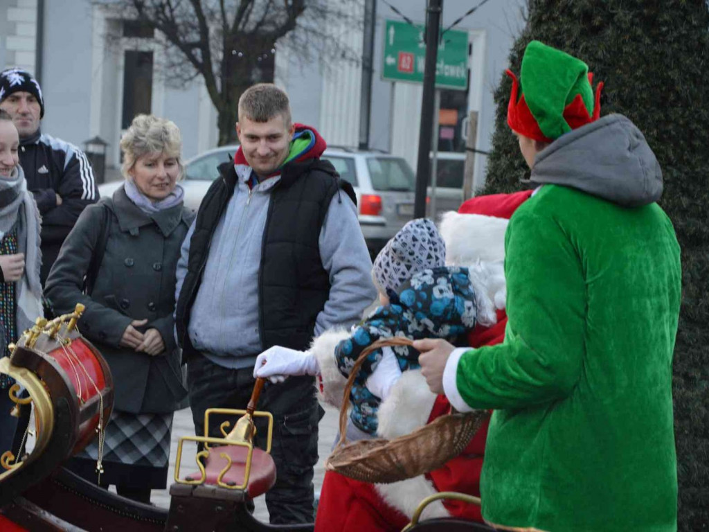 Wspólne kolędowanie na kruszwickim rynku [LIVE]  [FOTO]