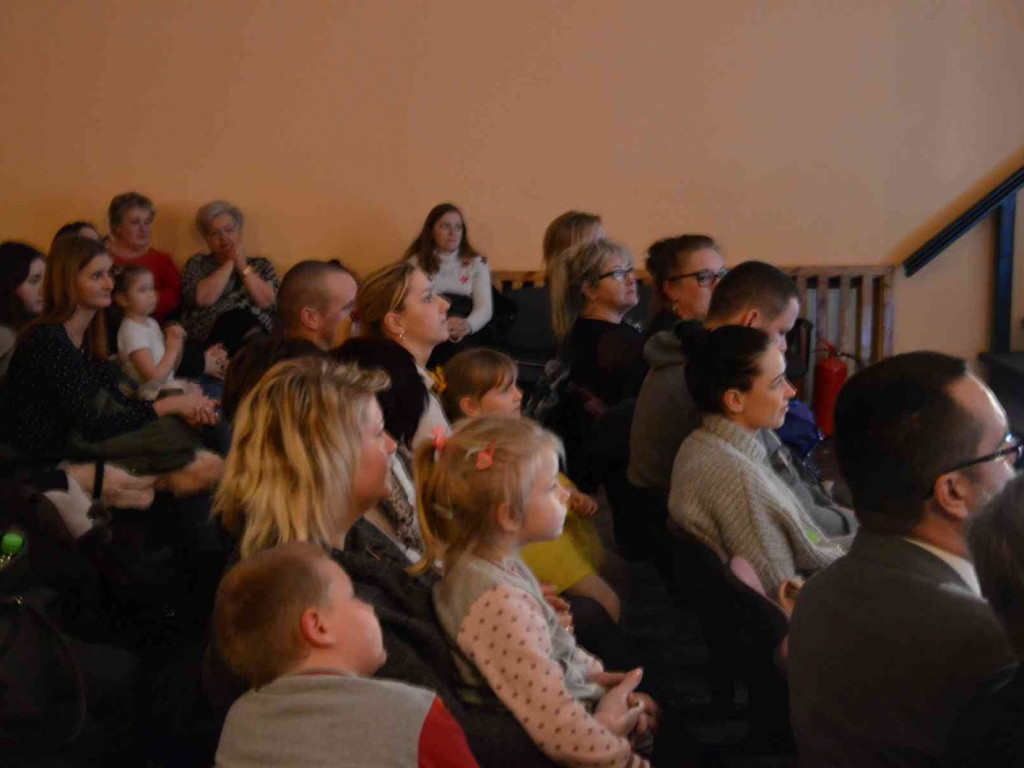 Pełna sala w CKiS 