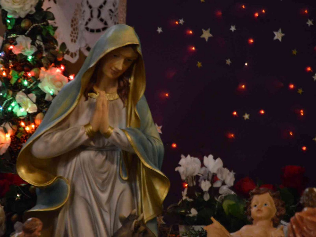 Dzisiaj Święto Bożego Narodzenia. W kościołach upamiętniamy narodziny Jezusa Chrystusa - MojaKruszwica.pl