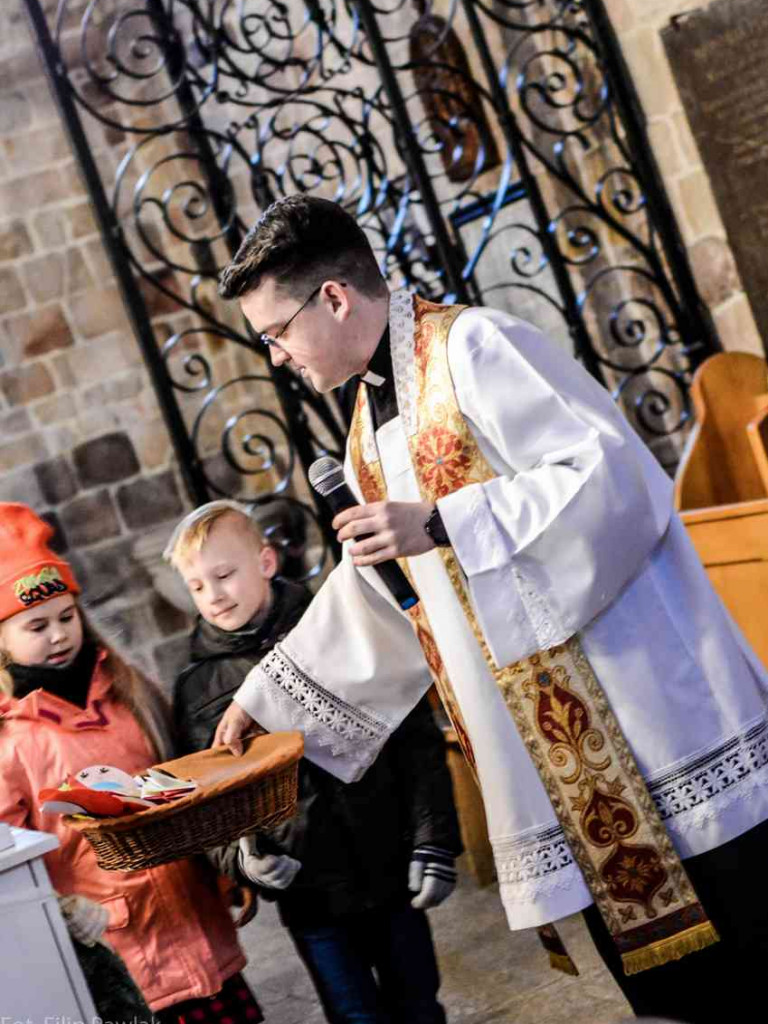 Wspólnie kolędowali w kruszwickiej kolegiacie [FOTO+VIDEO]