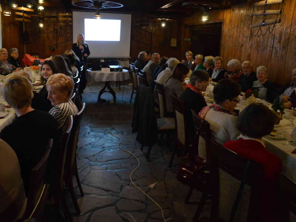 Tak zakończyliśmy międzypokoleniowy projekt realizowany przez Stowarzyszenie Edukacji  i Rozwoju Amicus w Kruszwicy