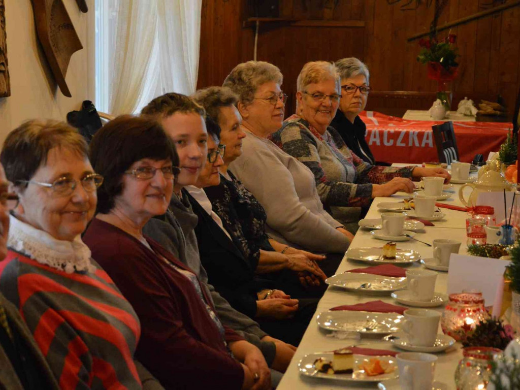 Tak zakończyliśmy międzypokoleniowy projekt realizowany przez Stowarzyszenie Edukacji  i Rozwoju Amicus w Kruszwicy