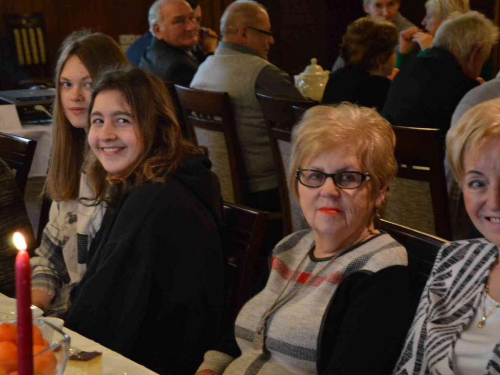 Tak zakończyliśmy międzypokoleniowy projekt realizowany przez Stowarzyszenie Edukacji  i Rozwoju Amicus w Kruszwicy