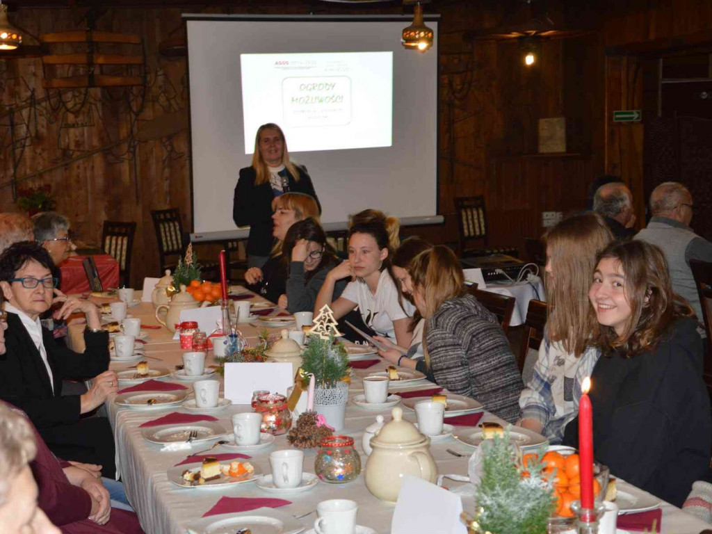 Tak zakończyliśmy międzypokoleniowy projekt realizowany przez Stowarzyszenie Edukacji  i Rozwoju Amicus w Kruszwicy