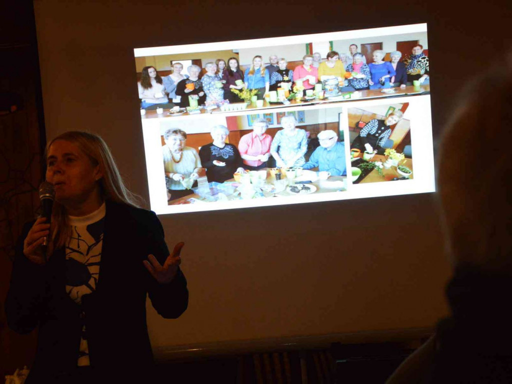 Tak zakończyliśmy międzypokoleniowy projekt realizowany przez Stowarzyszenie Edukacji  i Rozwoju Amicus w Kruszwicy