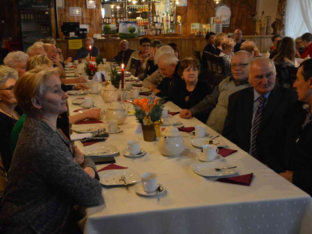 Tak zakończyliśmy międzypokoleniowy projekt realizowany przez Stowarzyszenie Edukacji  i Rozwoju Amicus w Kruszwicy