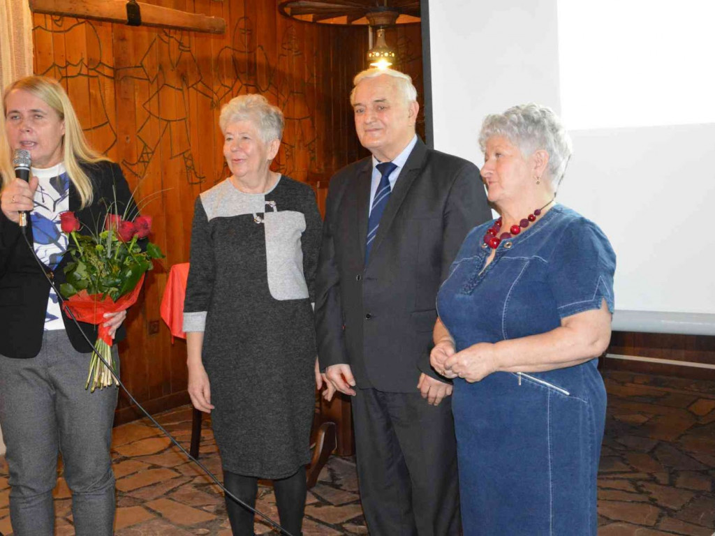 Tak zakończyliśmy międzypokoleniowy projekt realizowany przez Stowarzyszenie Edukacji  i Rozwoju Amicus w Kruszwicy