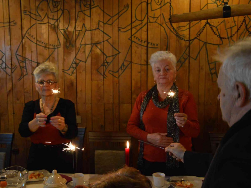 Tak zakończyliśmy międzypokoleniowy projekt realizowany przez Stowarzyszenie Edukacji  i Rozwoju Amicus w Kruszwicy