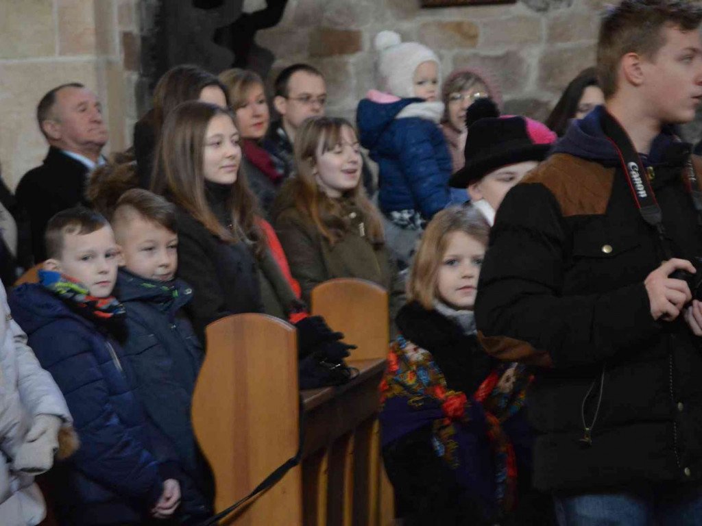 Uroczystość Objawienia Pańskiego. W kruszwickiej kolegiacie obchodzono Święto Trzech Króli