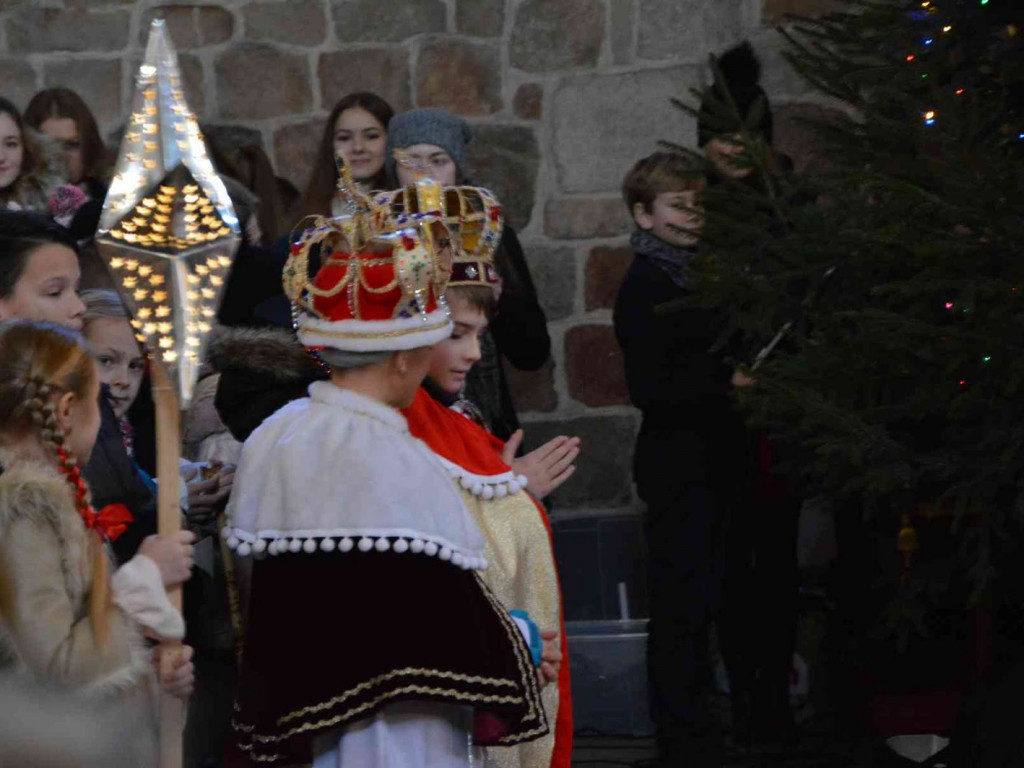 Uroczystość Objawienia Pańskiego. W kruszwickiej kolegiacie obchodzono Święto Trzech Króli