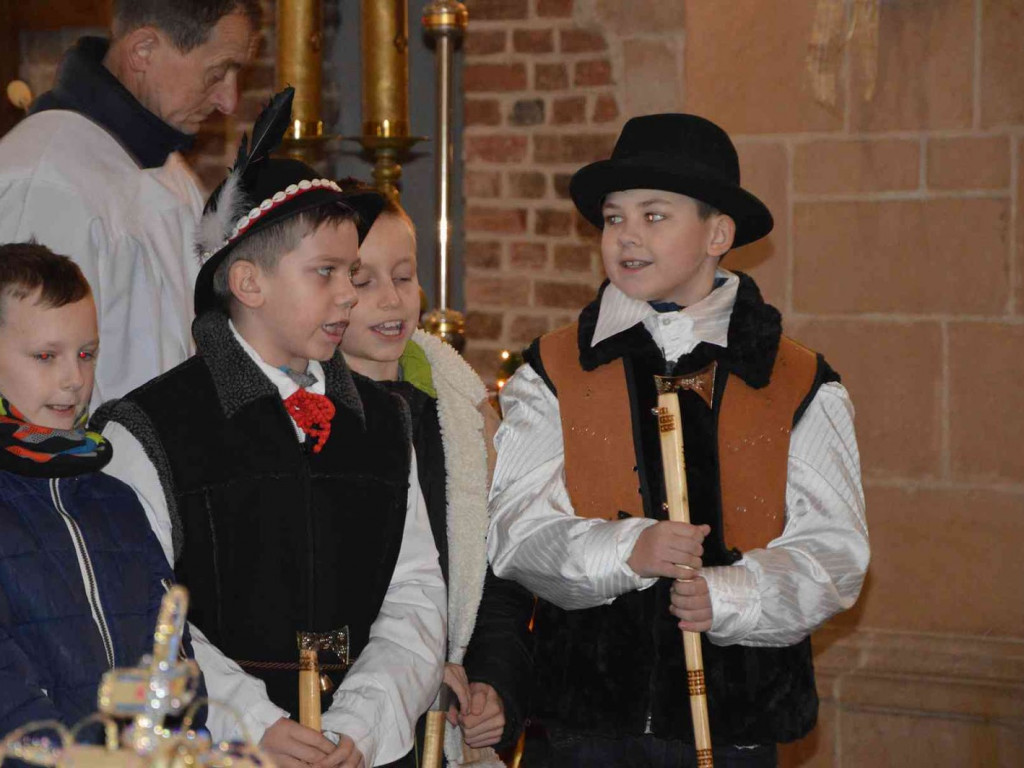 Uroczystość Objawienia Pańskiego. W kruszwickiej kolegiacie obchodzono Święto Trzech Króli