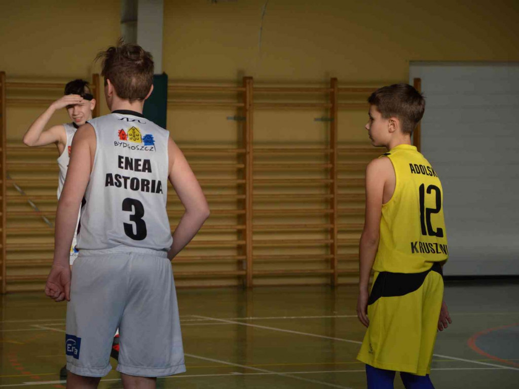 UKS Basket zmierzył się z Eneą Astorią Bydgoszcz. Kruszwiczanie górą [FOTO]