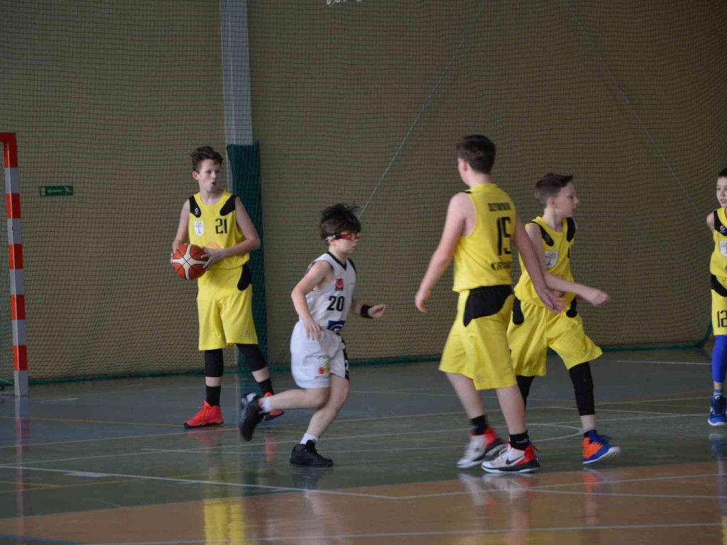 UKS Basket zmierzył się z Eneą Astorią Bydgoszcz. Kruszwiczanie górą [FOTO]