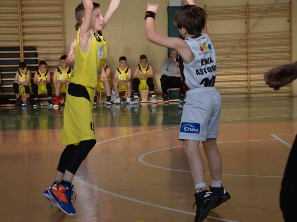 UKS Basket zmierzył się z Eneą Astorią Bydgoszcz. Kruszwiczanie górą [FOTO]