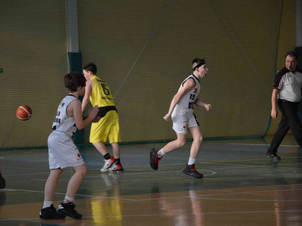 UKS Basket zmierzył się z Eneą Astorią Bydgoszcz. Kruszwiczanie górą [FOTO]