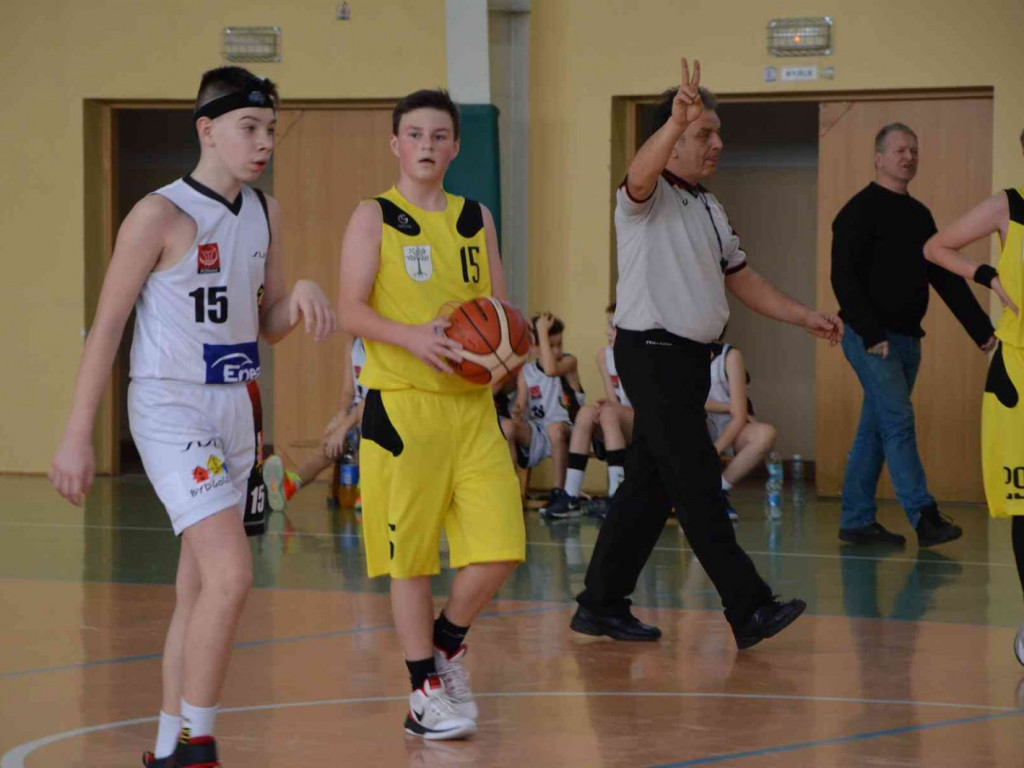 UKS Basket zmierzył się z Eneą Astorią Bydgoszcz. Kruszwiczanie górą [FOTO]