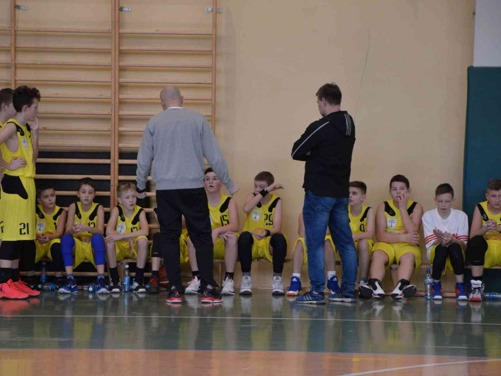 UKS Basket zmierzył się z Eneą Astorią Bydgoszcz. Kruszwiczanie górą [FOTO]