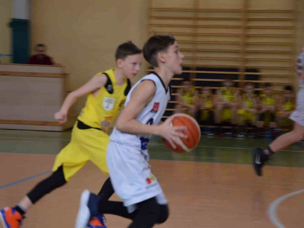 UKS Basket zmierzył się z Eneą Astorią Bydgoszcz. Kruszwiczanie górą [FOTO]