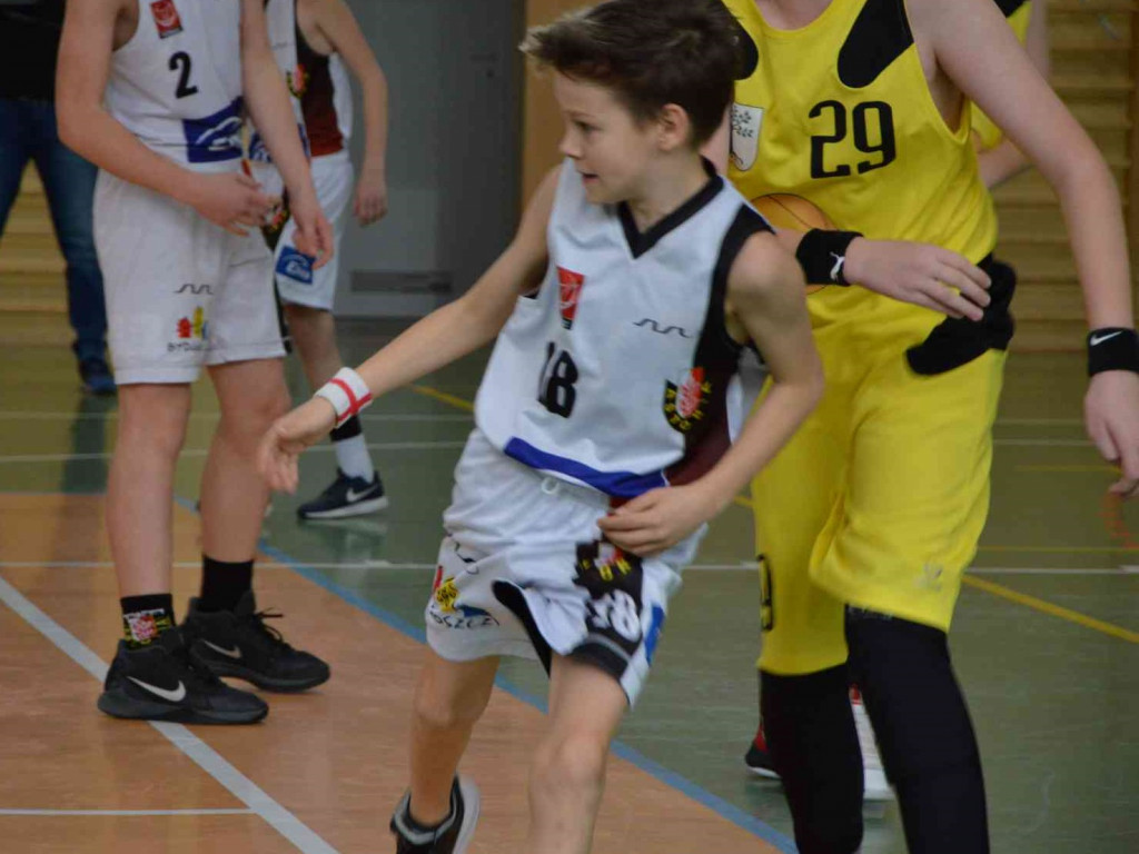 UKS Basket zmierzył się z Eneą Astorią Bydgoszcz. Kruszwiczanie górą [FOTO]