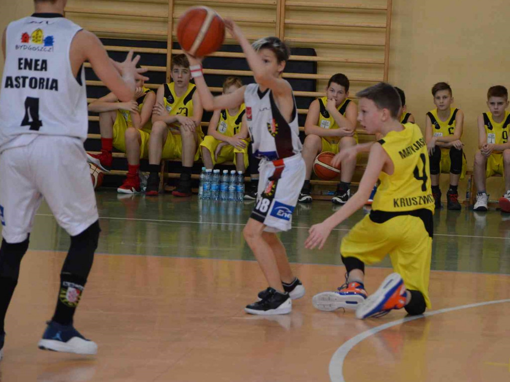 UKS Basket zmierzył się z Eneą Astorią Bydgoszcz. Kruszwiczanie górą [FOTO]