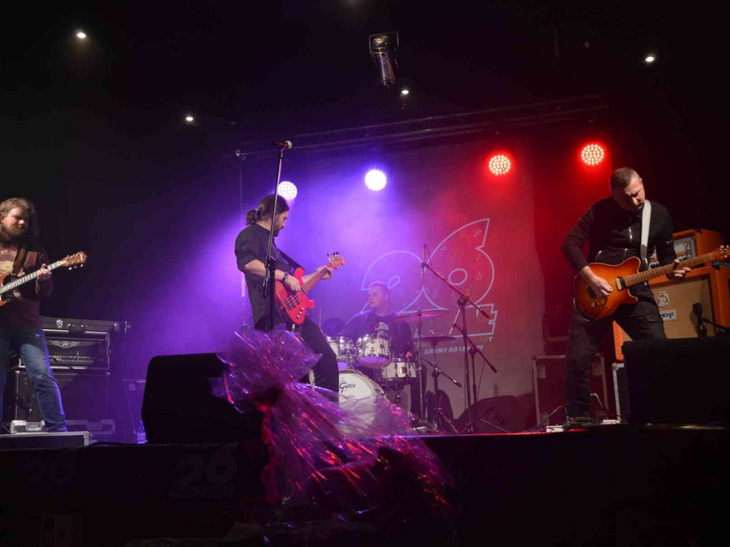 Mocny przekaz i porcja solidnej alternatywy. Na scenie 