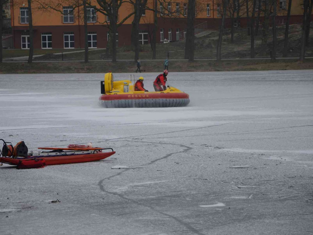 Pokazy ratownictwa lodowego na Gople. Zobacz zdjęcia z wydarzenia