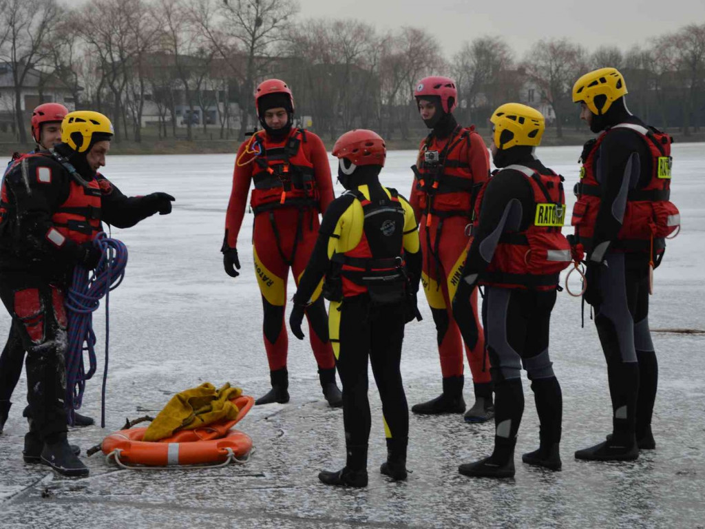 Pokazy ratownictwa lodowego na Gople. Zobacz zdjęcia z wydarzenia