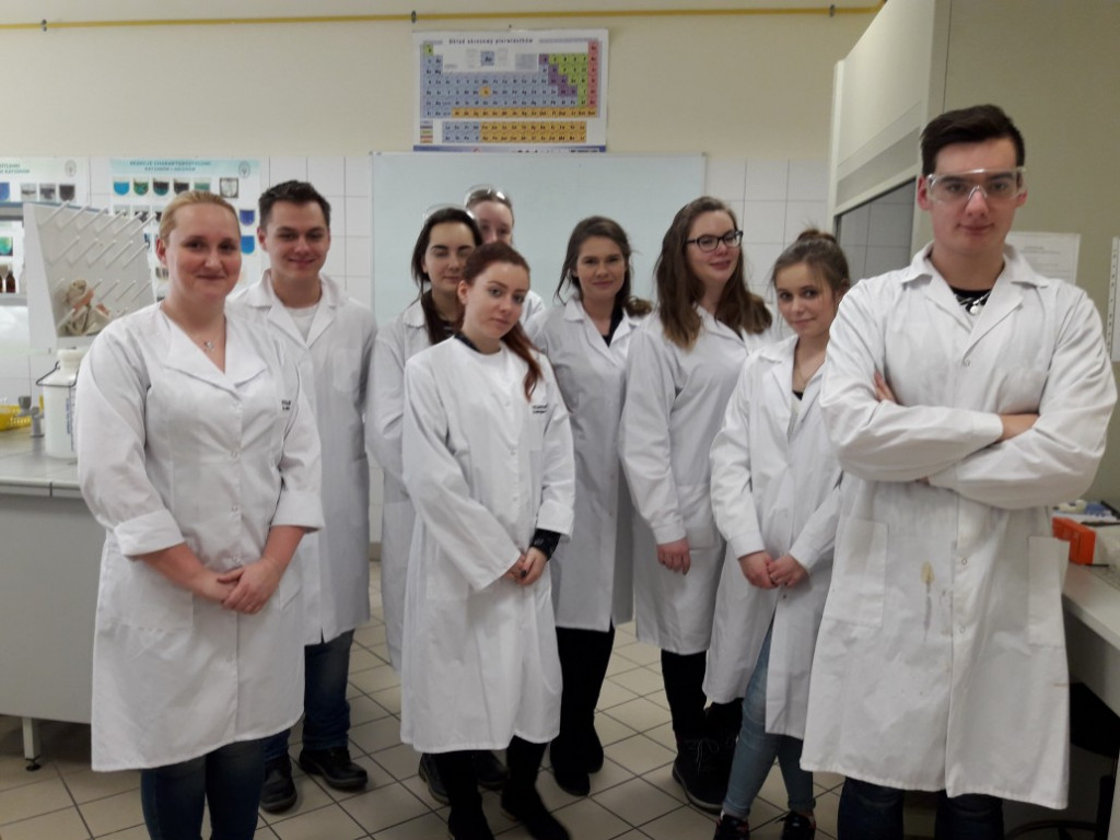 Uczniowie Zespołu Szkół Ogólnokształcących w Kruszwicy wzięli udział w zajęciach laboratoryjnych