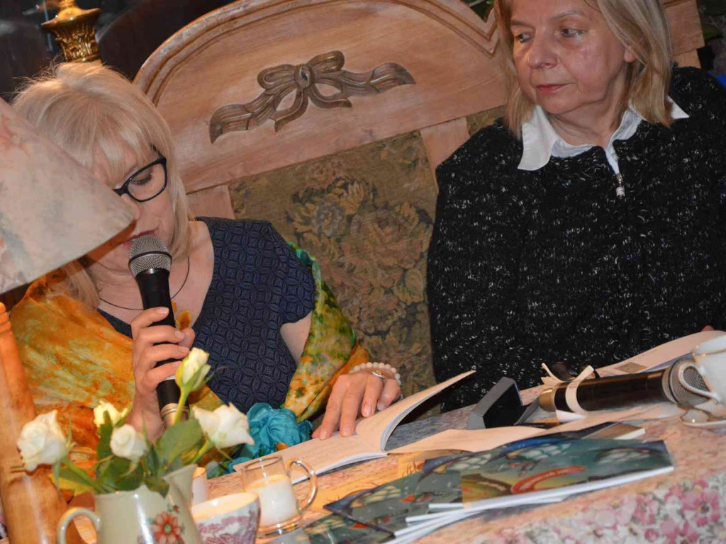 Zofia Mikuła pod Malwami. Za nami spotkanie poetyckie [FOTO+VIDEO]