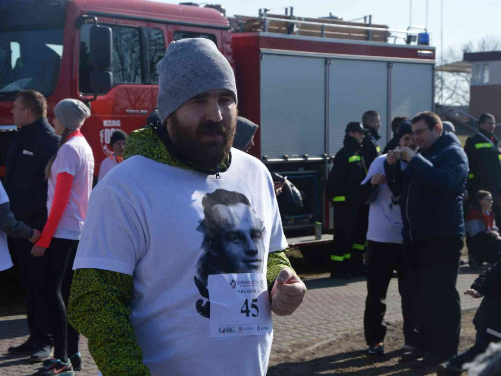 Pobiegli Wilczym Tropem. Kilkuset biegaczy wzięło udział w wydarzeniu