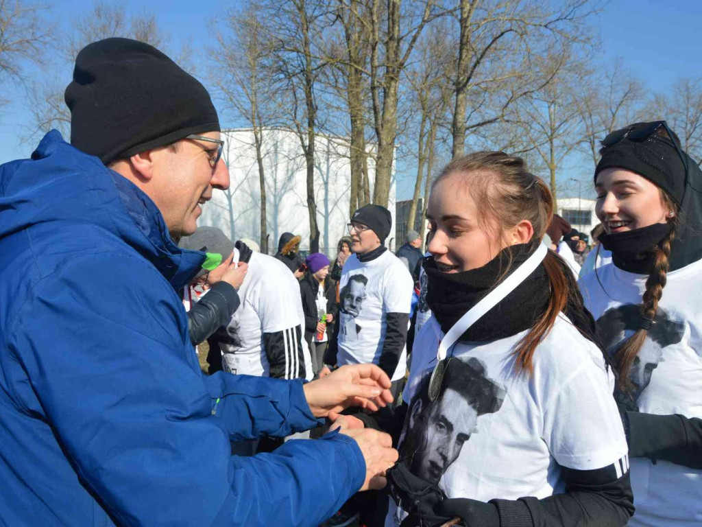 Pobiegli Wilczym Tropem. Kilkuset biegaczy wzięło udział w wydarzeniu
