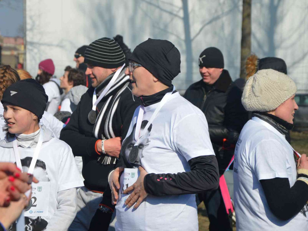 Pobiegli Wilczym Tropem. Kilkuset biegaczy wzięło udział w wydarzeniu