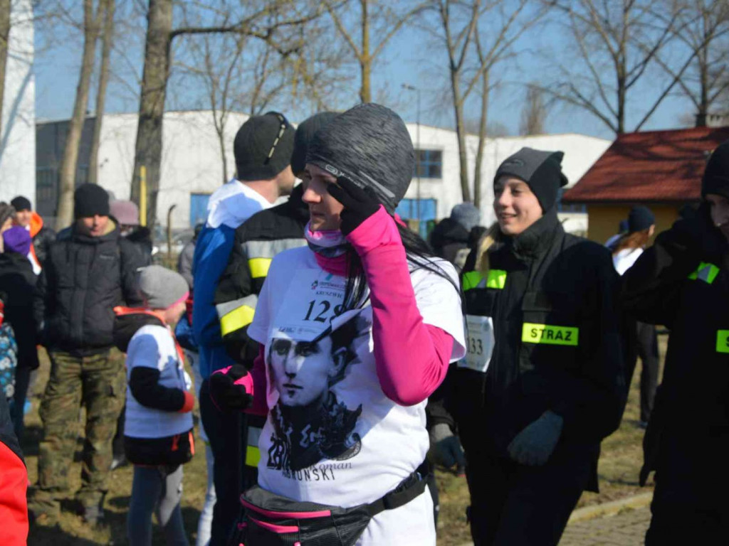 Pobiegli Wilczym Tropem. Kilkuset biegaczy wzięło udział w wydarzeniu