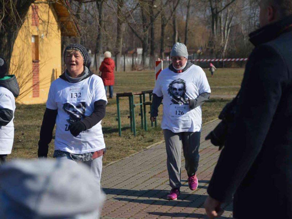 Pobiegli Wilczym Tropem. Kilkuset biegaczy wzięło udział w wydarzeniu
