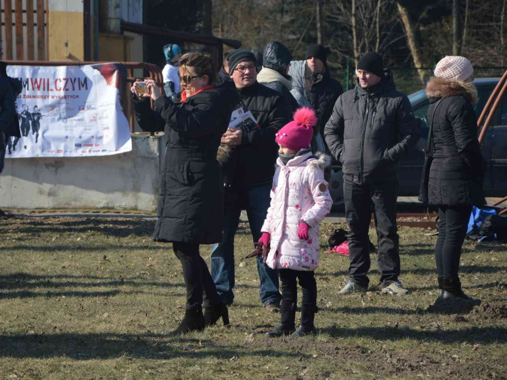 Pobiegli Wilczym Tropem. Kilkuset biegaczy wzięło udział w wydarzeniu