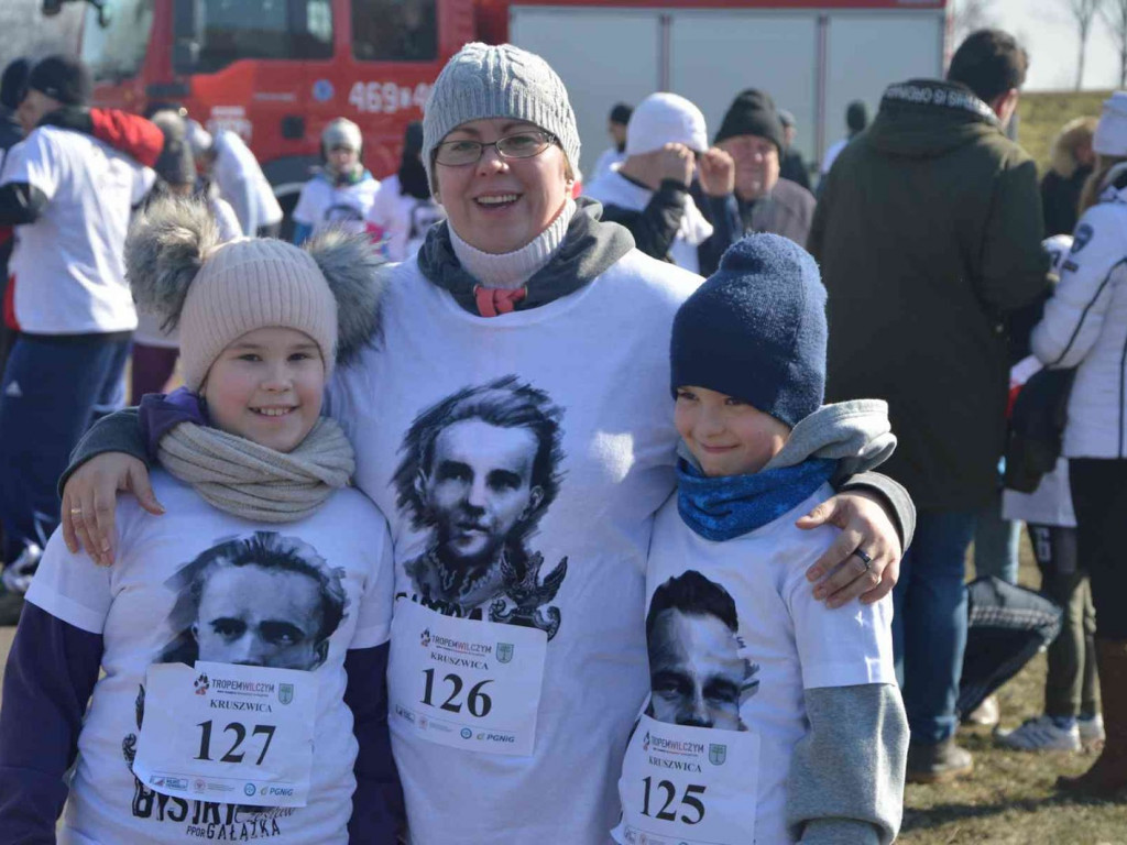 Pobiegli Wilczym Tropem. Kilkuset biegaczy wzięło udział w wydarzeniu