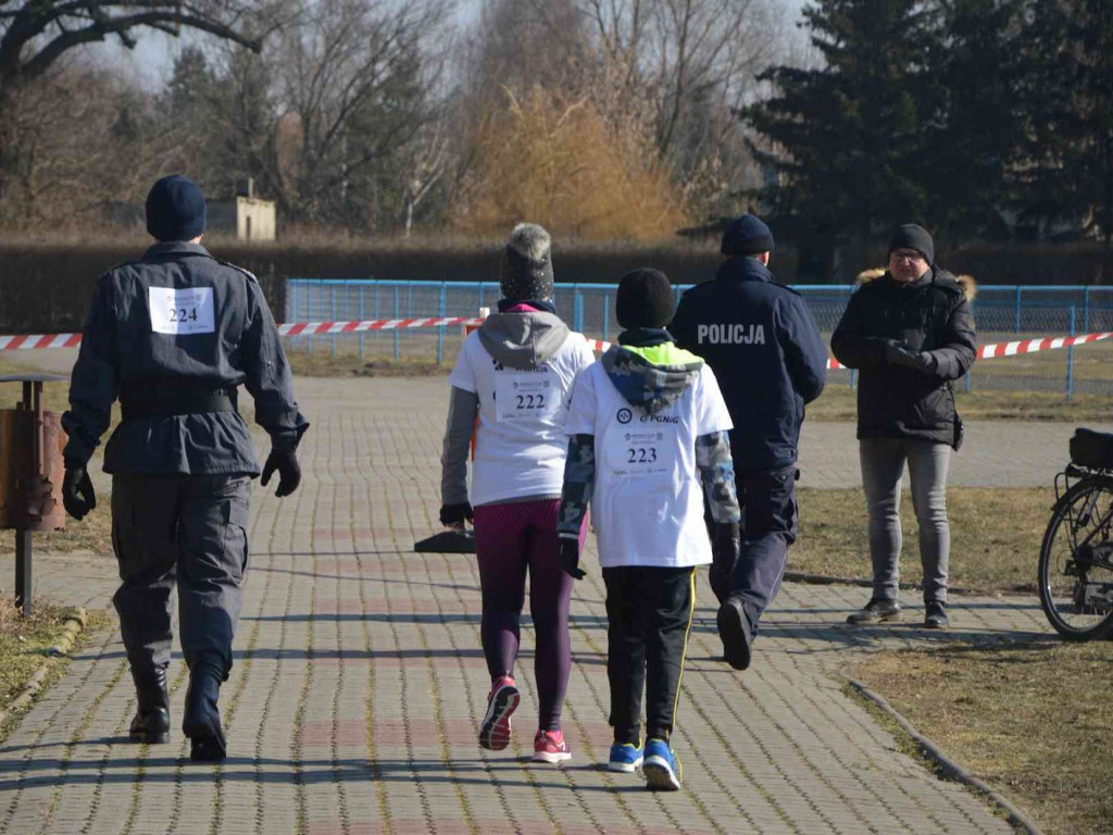 Pobiegli Wilczym Tropem. Kilkuset biegaczy wzięło udział w wydarzeniu
