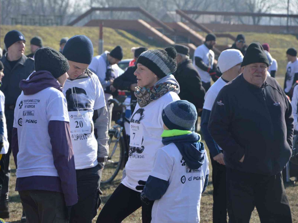 Pobiegli Wilczym Tropem. Kilkuset biegaczy wzięło udział w wydarzeniu