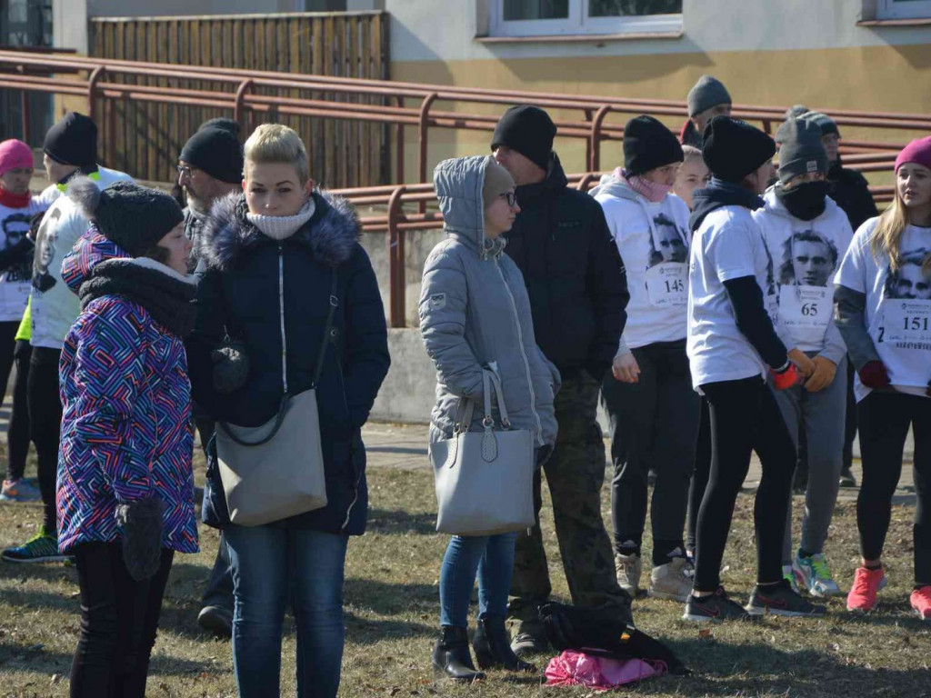 Pobiegli Wilczym Tropem. Kilkuset biegaczy wzięło udział w wydarzeniu