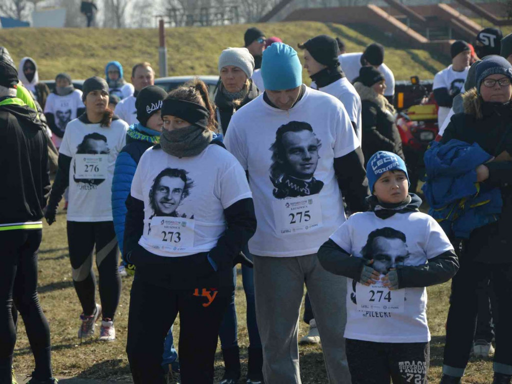 Pobiegli Wilczym Tropem. Kilkuset biegaczy wzięło udział w wydarzeniu