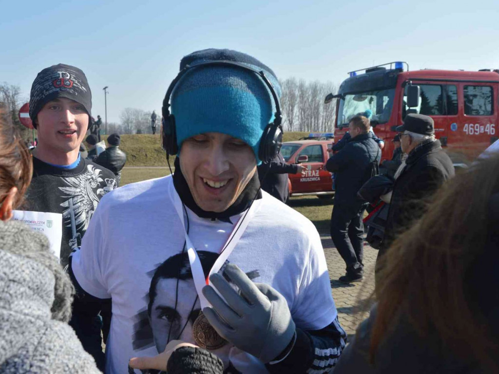 Pobiegli Wilczym Tropem. Kilkuset biegaczy wzięło udział w wydarzeniu