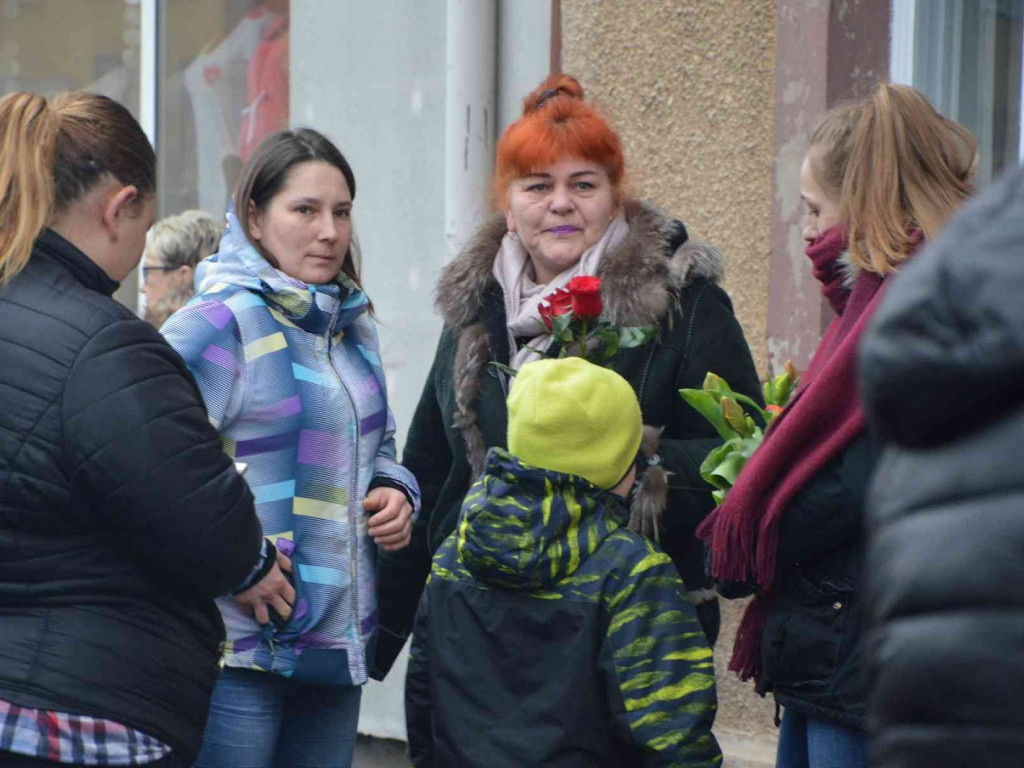 Wzruszające powitanie Jakuba Krzewiny. Kruszwiczanie powitali mistrza! [FOTO+ VIDEO]