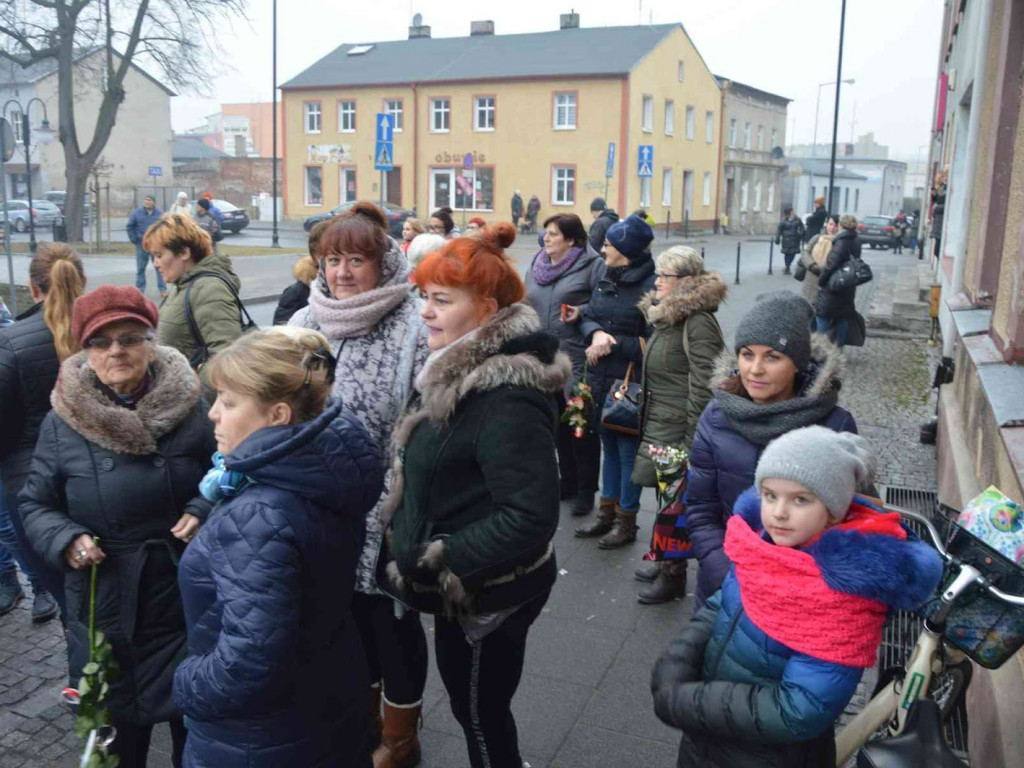 Wzruszające powitanie Jakuba Krzewiny. Kruszwiczanie powitali mistrza! [FOTO+ VIDEO]