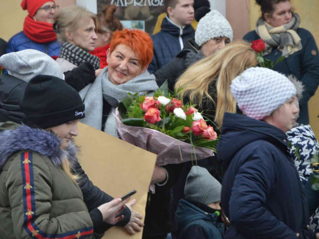 Wzruszające powitanie Jakuba Krzewiny. Kruszwiczanie powitali mistrza! [FOTO+ VIDEO]