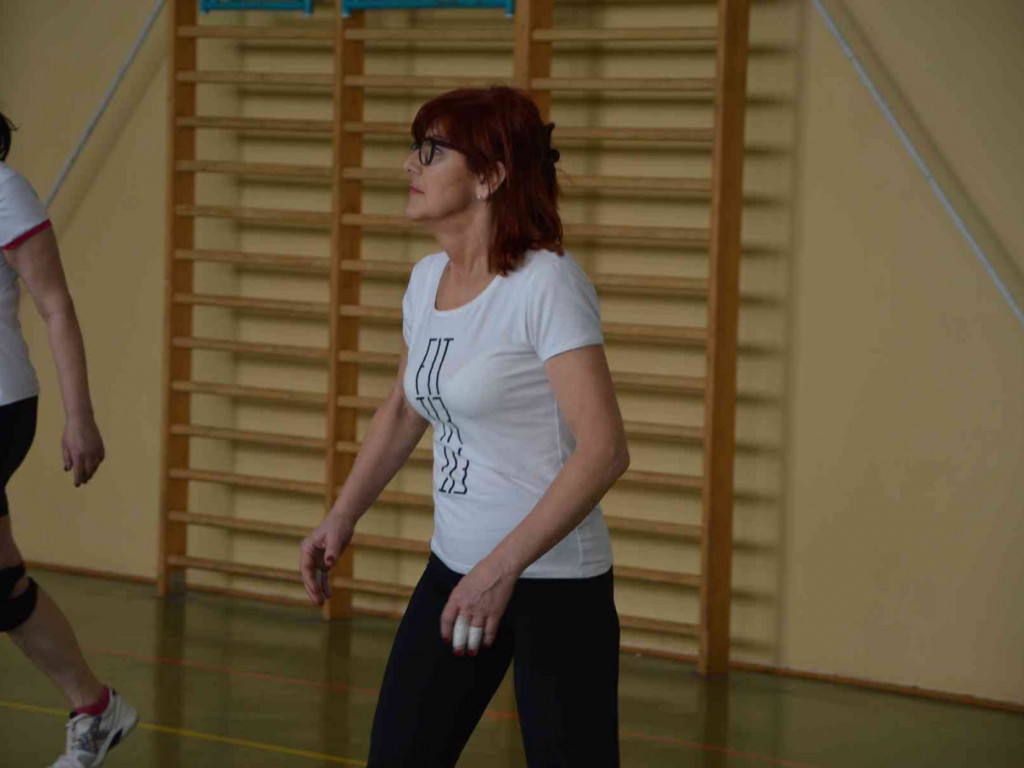 Zmagania pod siatką. Panie miały swoje święto. Spędziły je na sportowo