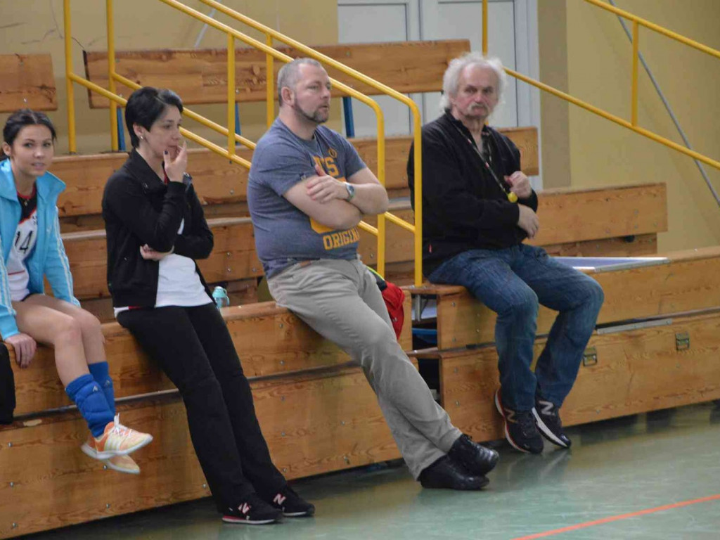 Zmagania pod siatką. Panie miały swoje święto. Spędziły je na sportowo