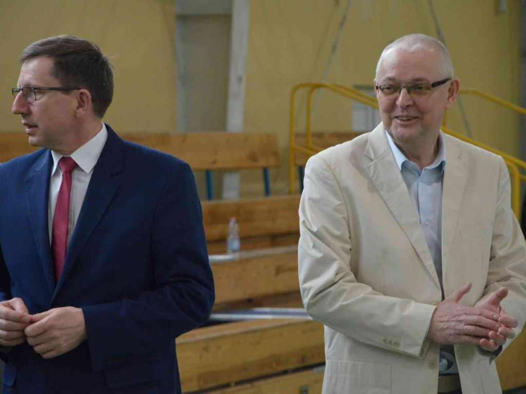 Zmagania pod siatką. Panie miały swoje święto. Spędziły je na sportowo