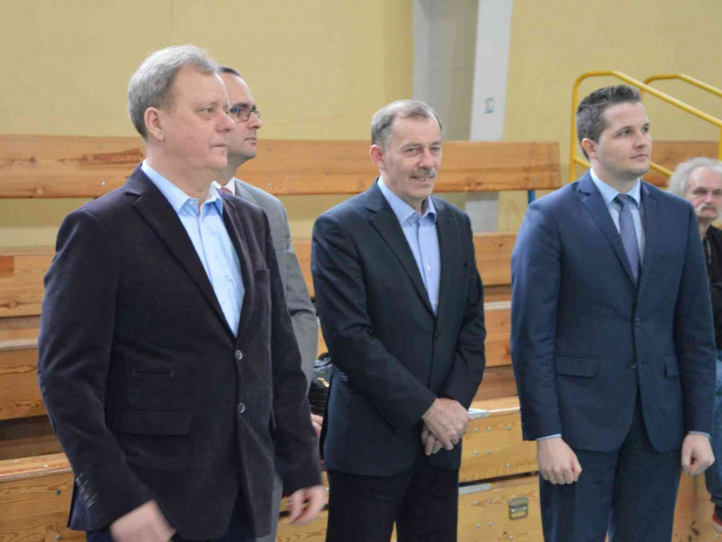 Zmagania pod siatką. Panie miały swoje święto. Spędziły je na sportowo