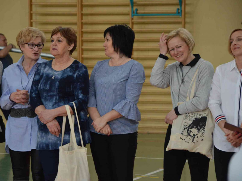 Zmagania pod siatką. Panie miały swoje święto. Spędziły je na sportowo